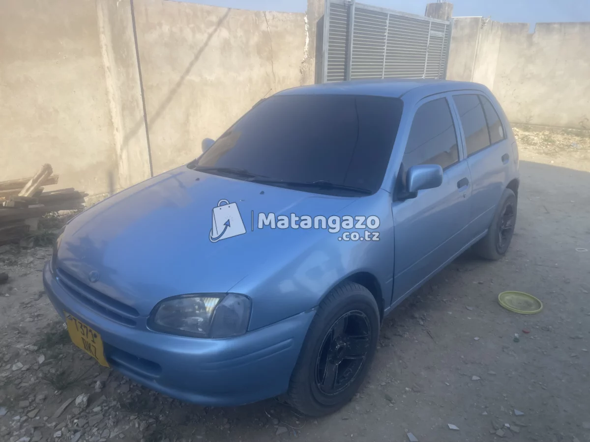Toyota Starlet 1984 Blue