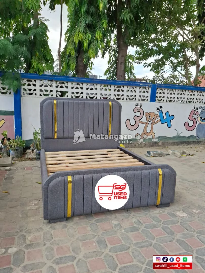 Bedsofa kali sana mpya 5*6