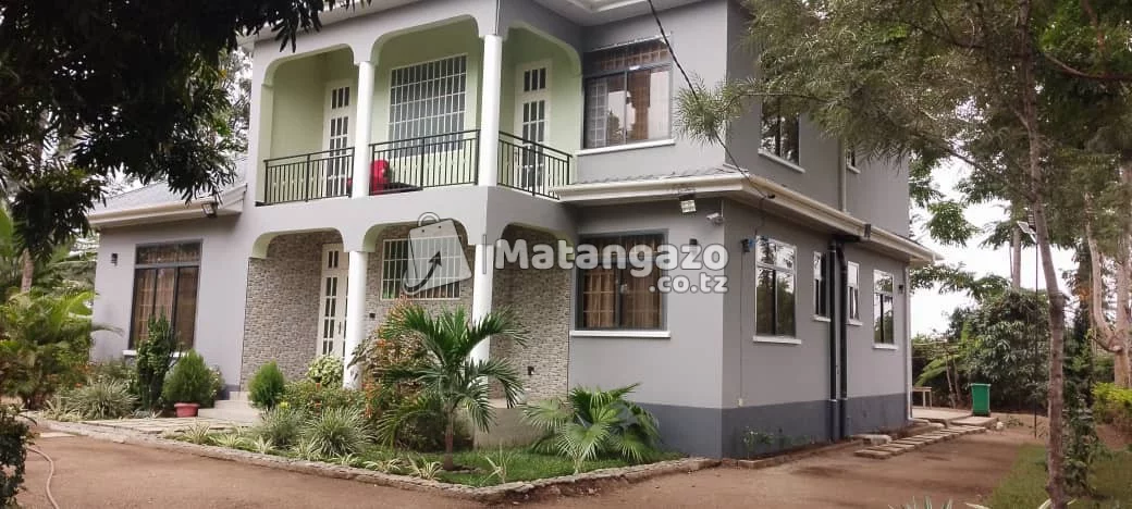 5BEDROOM FULLY FURNISHED HOUSE FOR RENT AT NDURUMA AREA, ARUSHA-TANZANIA
