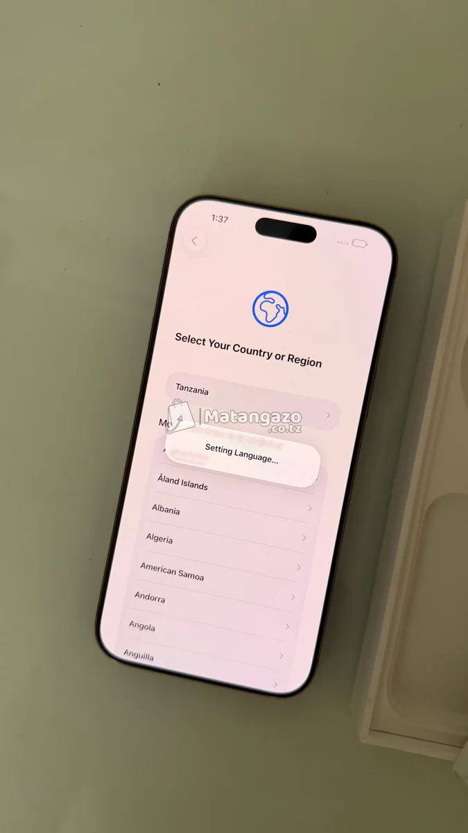 Apple iPhone 16 Pro Max 8 GB RAM 256 GB Gold