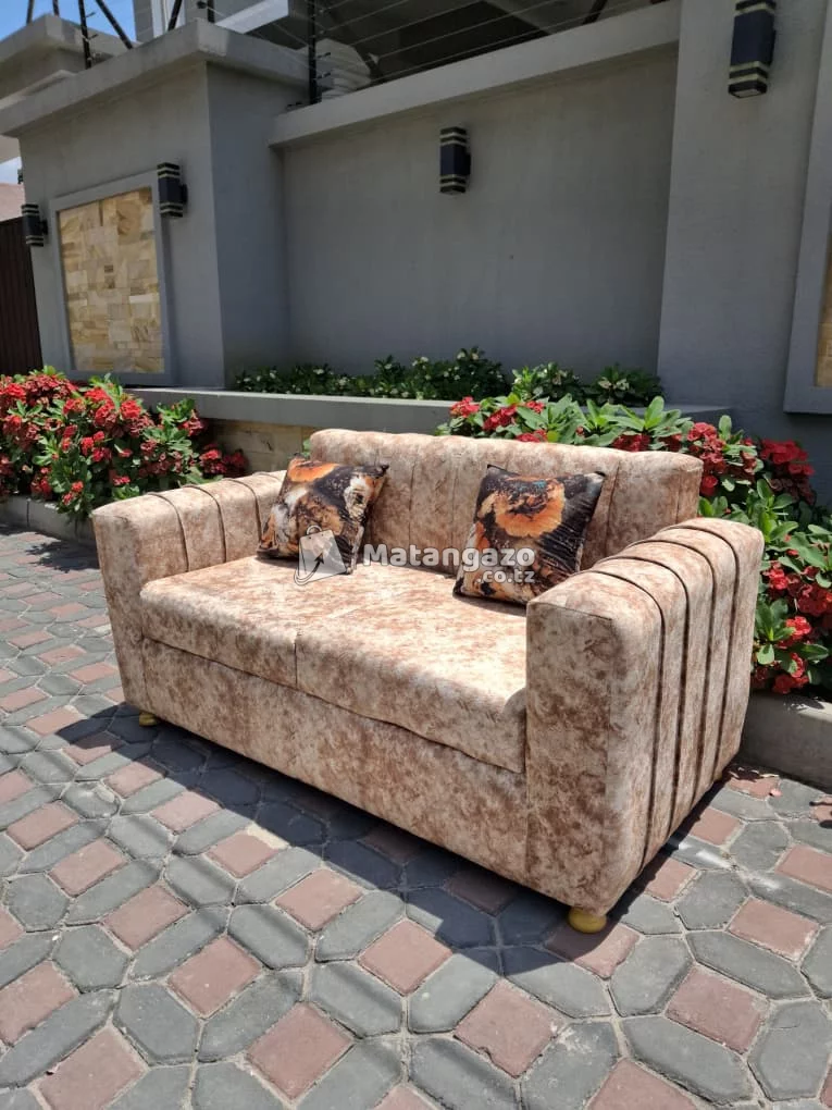 sofa kla watu wawili jipya