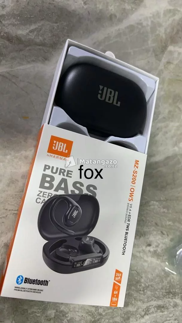 brand new EARPODS JBL