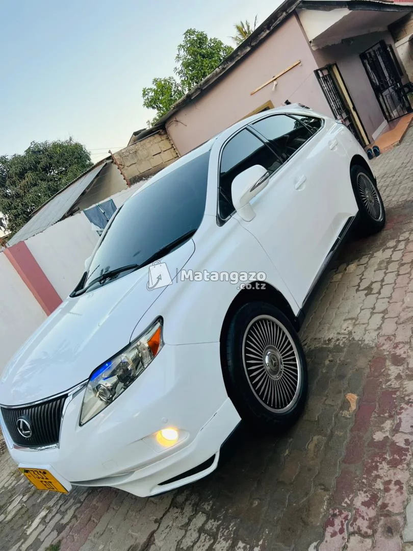 Toyota Harrier 2025 White