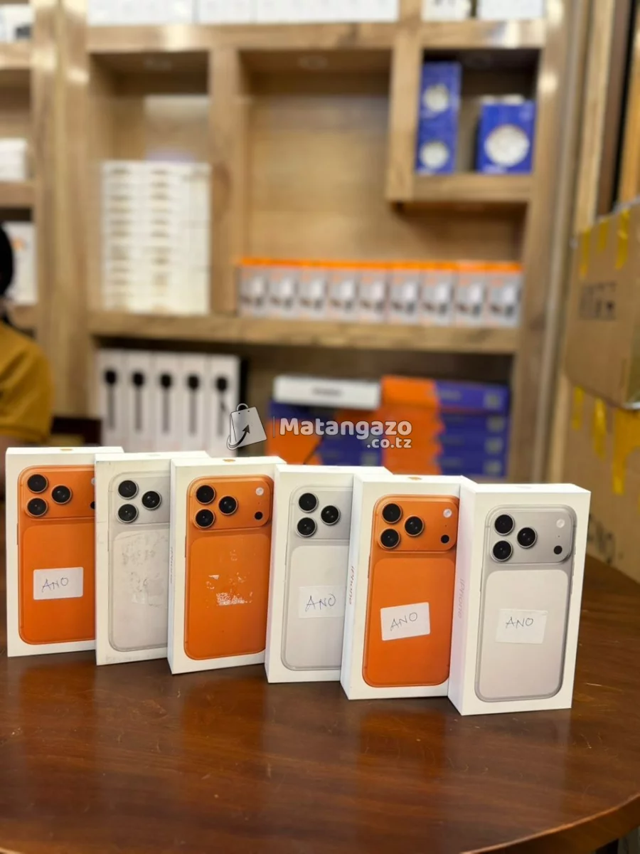 Apple iPhone 17 Pro Max 12 GB RAM 256 GB Others