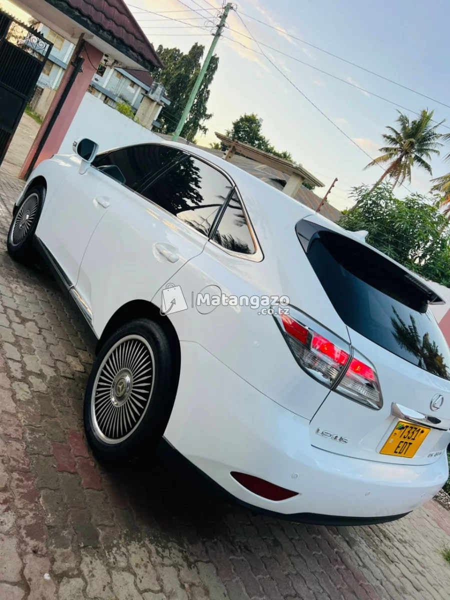 Toyota Harrier 2025 White