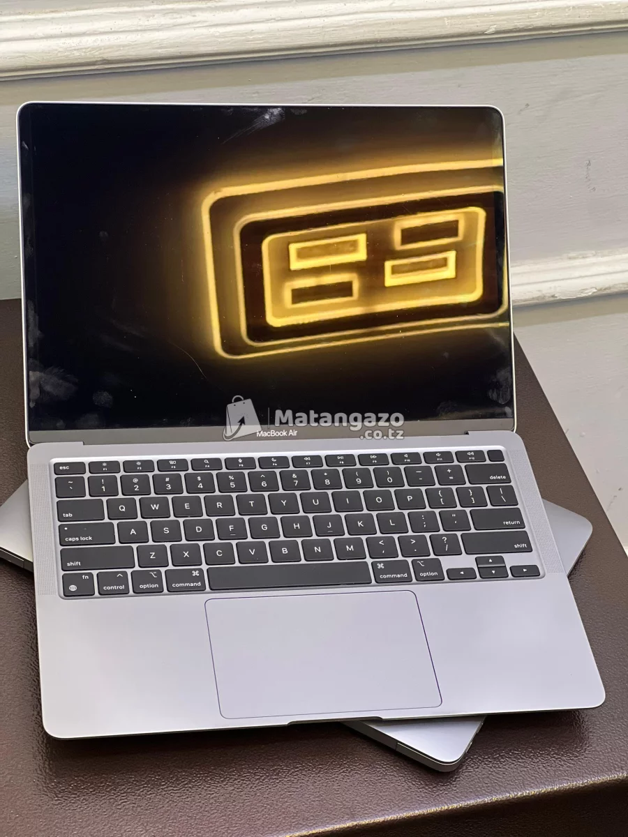 Refurbished Apple Apple MacBook Pro 12 GB RAM 512 GB SSD