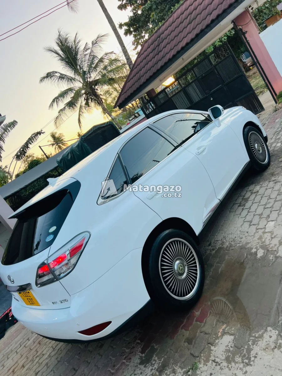 Toyota Harrier 2025 White