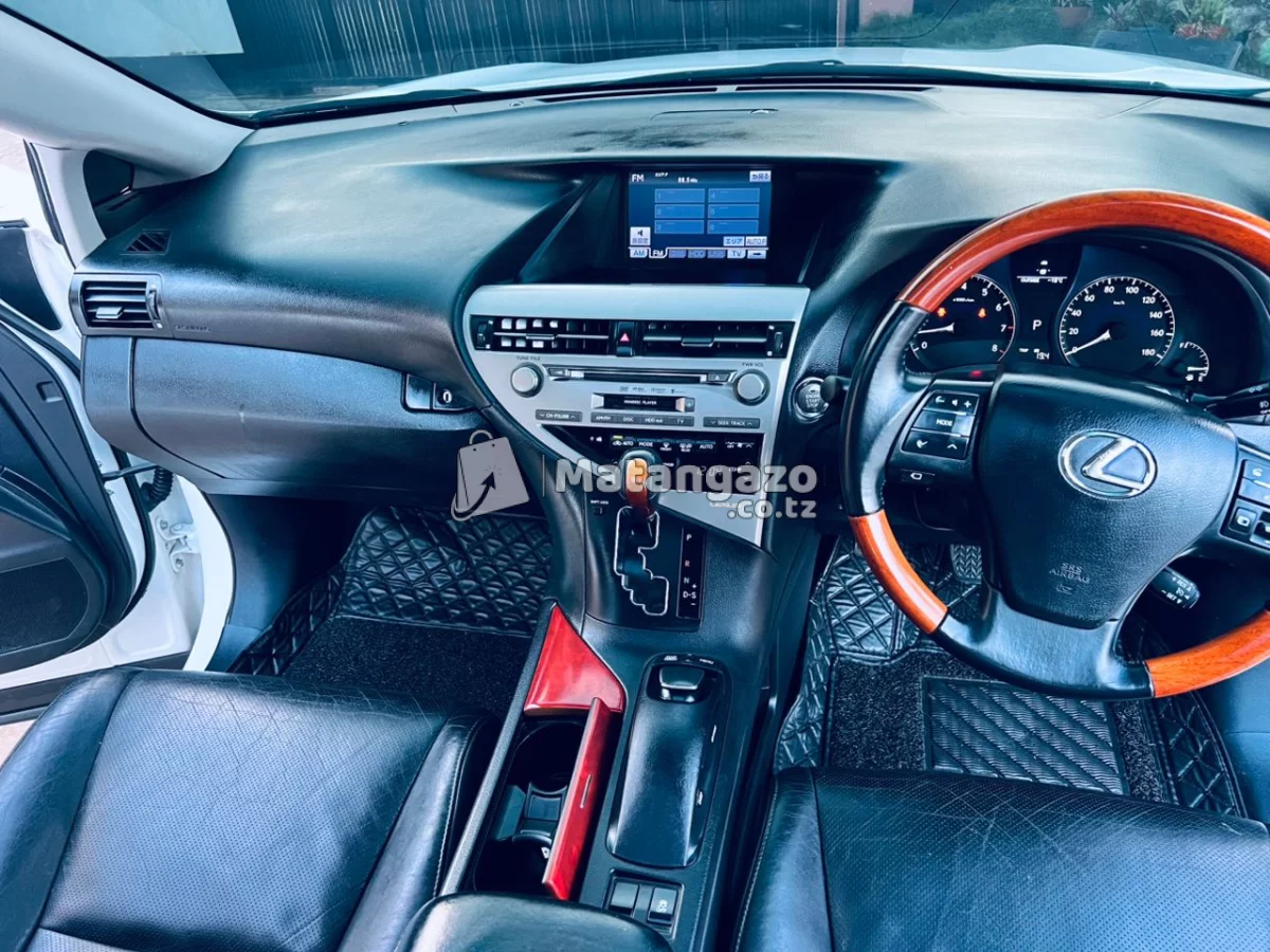Toyota Harrier 2025 White