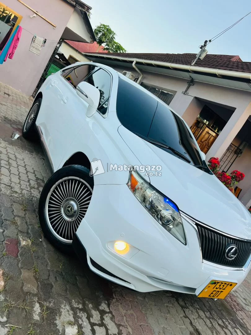 Toyota Harrier 2025 White