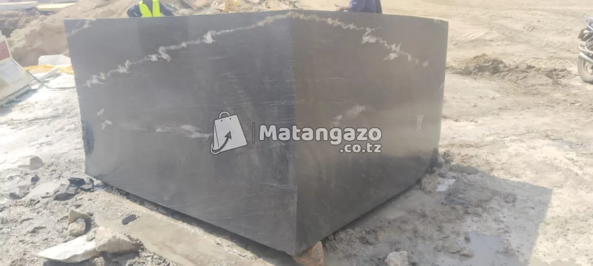 BLACK GRANITE BLOCKS