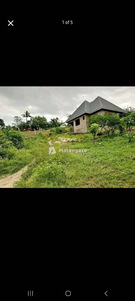 Kiwanja kinauzwa Goba 12 M